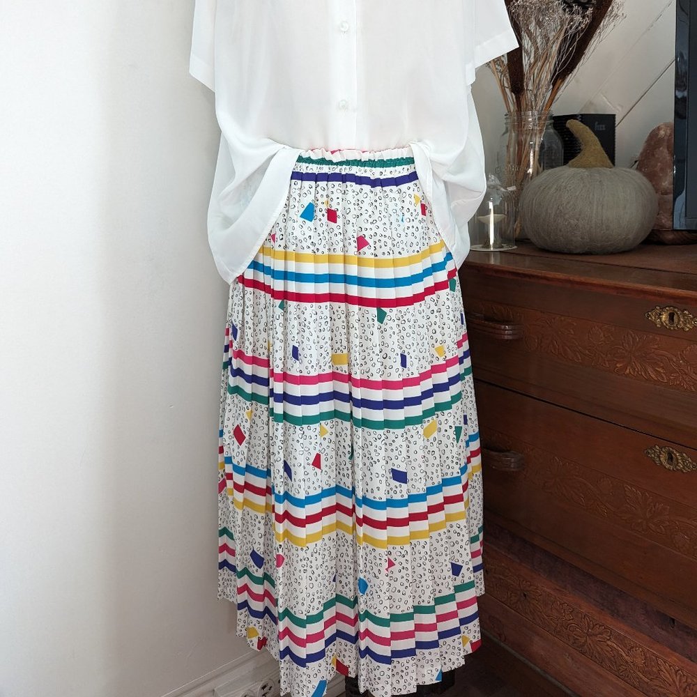 Original vintage pleated maxi skirt from the 1980s